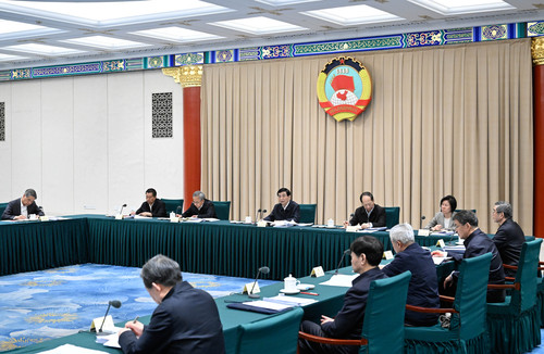 王沪宁主持召开全国政协主席会议(6000544)-20241224220438 王沪宁主持召开全国政协主席会议(6000544)-20241224220438
